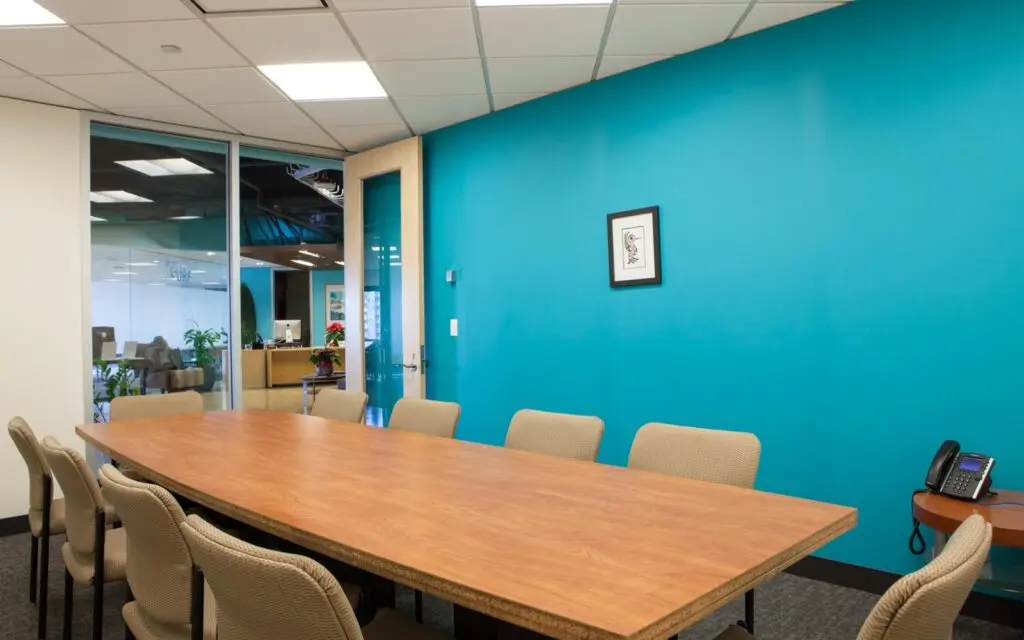 Oahu Conference Room – Seattle Meeting & Workshop Space - Photo 3
