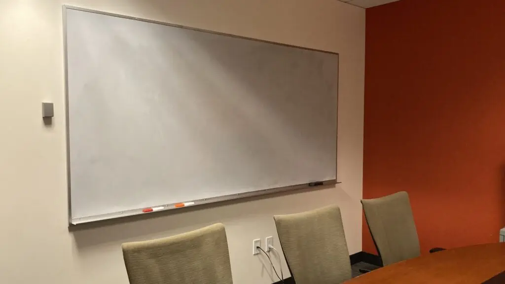 Mango Meeting Room – Creative Conference Space Seattle - Photo 4