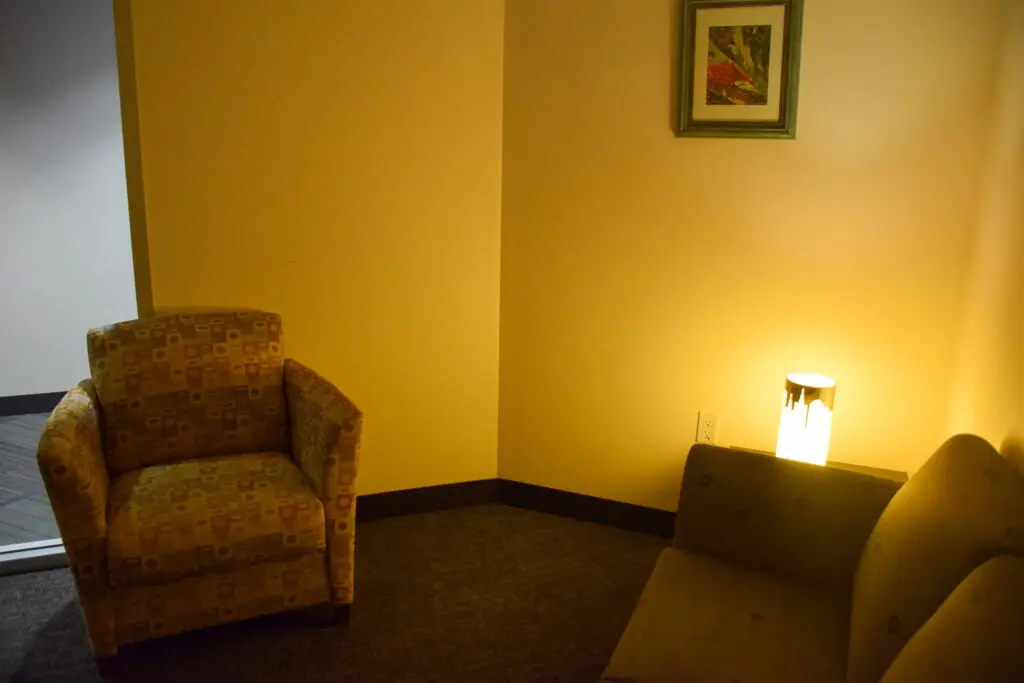 Aloha Private Meeting Room – Seattle Therapy & Quiet Space - Photo 5