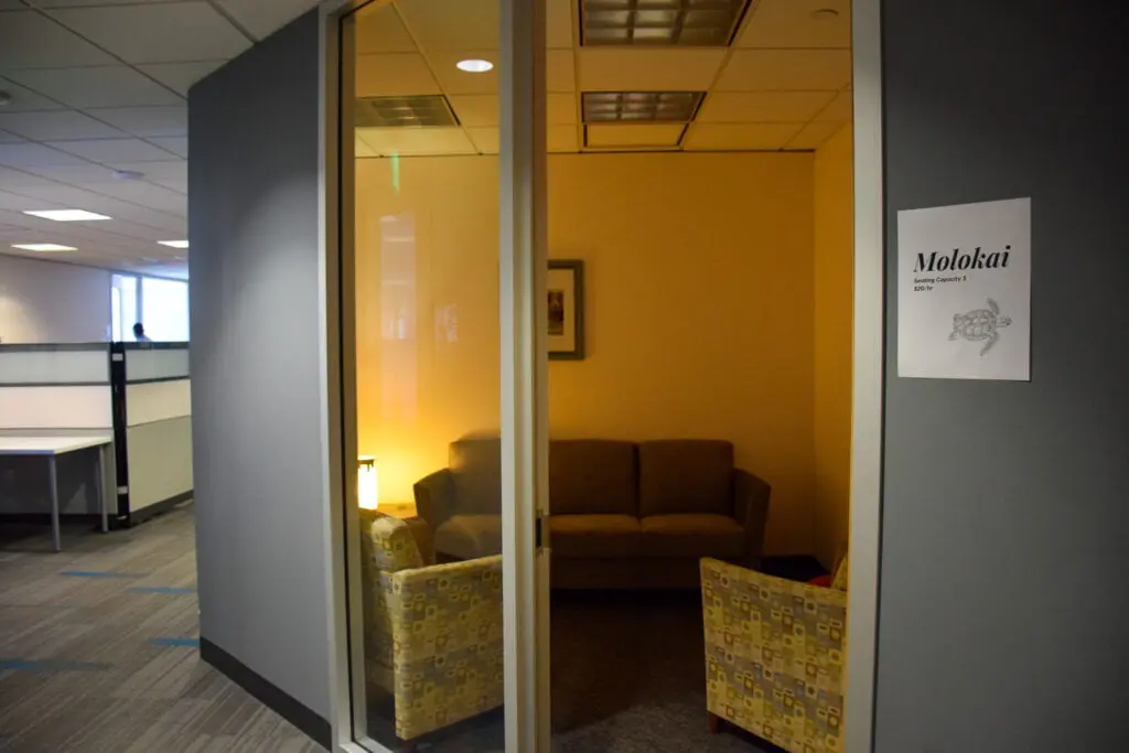 Aloha Private Meeting Room – Seattle Therapy & Quiet Space - Photo 3